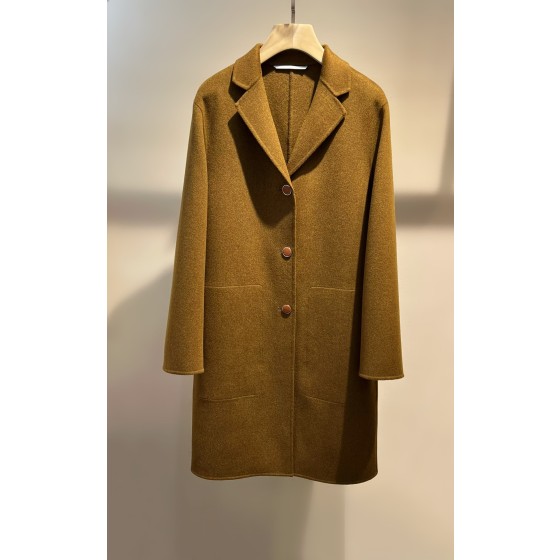 Hermes cashmere coat (consult customer service to confirm size before placing an order)