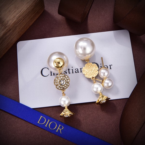 Dior earrings
