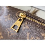 𝐋𝐎𝐔𝐈𝐒𝐕𝐔𝐈𝐓𝐓𝐎𝐍 M46784 Old Flower High Rise Waistpack