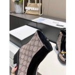 Gucci Vintage British Front Metal Logo Decorative Boots