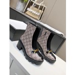 Gucci Vintage British Front Metal Logo Decorative Boots