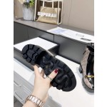 Gucci Vintage British Front Metal Logo Decorative Boots