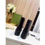 Gucci Vintage British Front Metal Logo Decorative Boots