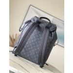 𝐋𝐎𝐔𝐈𝐒𝐕𝐔𝐈𝐓𝐓𝐎𝐍 M46683 This Montsouris Backpack
