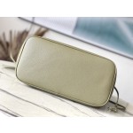 𝐋𝐎𝐔𝐈𝐒𝐕𝐔𝐈𝐓𝐓𝐎𝐍 M46649 New Grass Green This Neverfull Medium Handbag