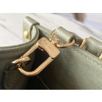 𝐋𝐎𝐔𝐈𝐒𝐕𝐔𝐈𝐓𝐓𝐎𝐍 M46569 new grass green OnTheGo small size handbag