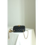 𝐂𝐇𝐀𝐍𝐄𝐋 Little Golden Ball Cf Fat Fang