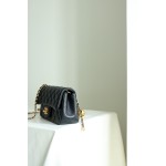 𝐂𝐇𝐀𝐍𝐄𝐋 Small Golden Ball Cf Big Mini