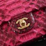 CHANEL model 24313mini cover bag