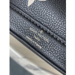 𝐋𝐎𝐔𝐈𝐒𝐕𝐔𝐈𝐓𝐓𝐎𝐍 Duty free version M46291