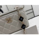 CHANEL A96018 Diamond Sugar Makeup Box