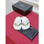 CHANEL bread plush herringbone mop