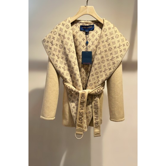 Louis Vuitton short and long styles (consult customer service to confirm the size before placing an order for customized styles)