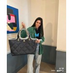 CHANEL 23A New Beach Bag