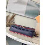 𝐋𝐎𝐔𝐈𝐒𝐕𝐔𝐈𝐓𝐓𝐎𝐍 Duty free version M44071