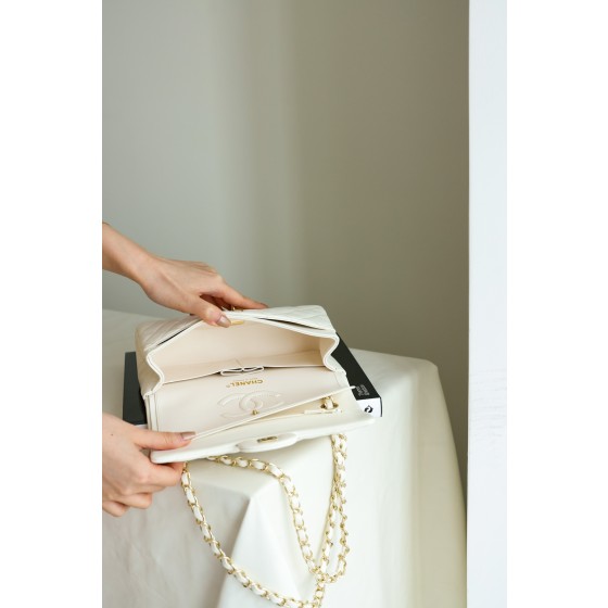 𝐂𝐇𝐀𝐍𝐄𝐋 Classic Flap Ten Thousand Year Classic Cf Small