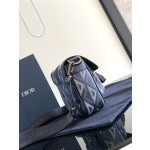 Dior 8 handbag comes with shoulder strap number: 2ESCA458CDP_ H36B (477737)