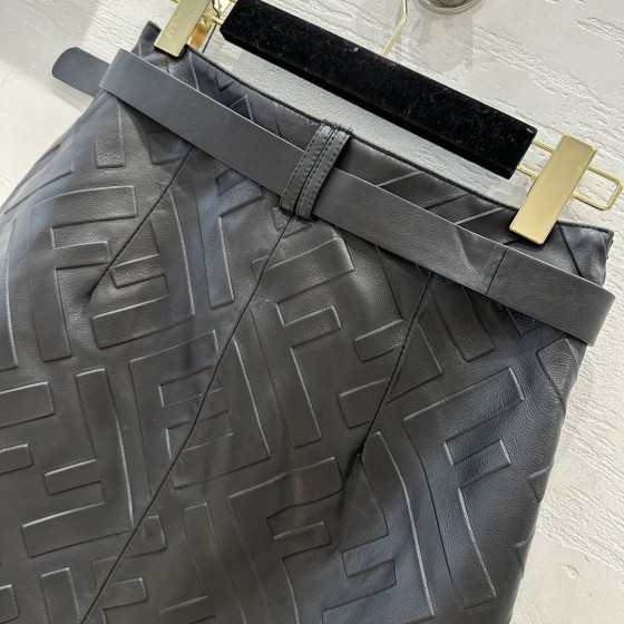 FendI 23 New Early Autumn Craft Embossed Genuine Leather Half Skirt