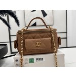 CHANEL 23k New Product Pocket Box Bag A96023