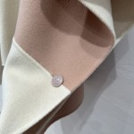 FENDI 23 Autumn/Winter New Product Color Block Hooded Cape Coat