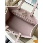 𝐋𝐎𝐔𝐈𝐒𝐕𝐔𝐈𝐓𝐓𝐎𝐍 Duty free version M45494