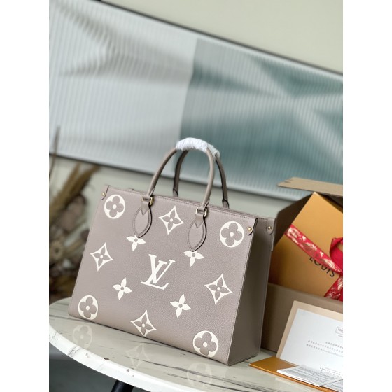 𝐋𝐎𝐔𝐈𝐒𝐕𝐔𝐈𝐓𝐓𝐎𝐍 Duty free version M45494