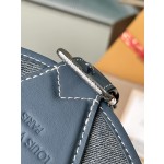 𝐋𝐎𝐔𝐈𝐒𝐕𝐔𝐈𝐓𝐓𝐎𝐍 Duty free version M22534