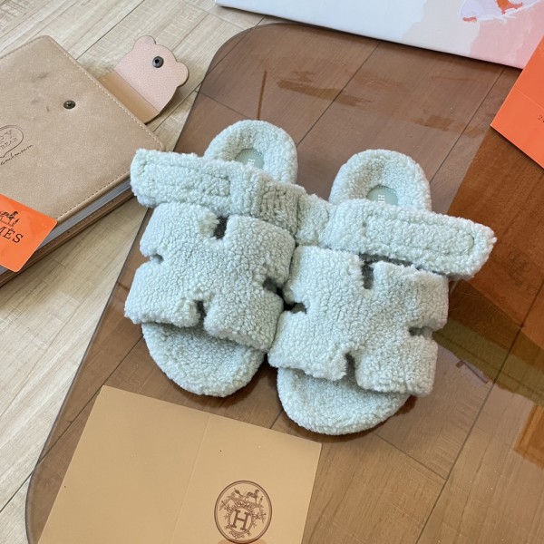 Hermes' Second Uncle Mao Tuo