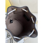 FENDI New Mon Tresor Bag 010 Color Printing Bucket Bag