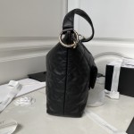 CHANEL 23b New Hippy Hobo AS4347