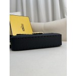 FENDI Baguette series lychee pattern model number: 600