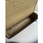 FENDI Baguette series lychee pattern model number: 600