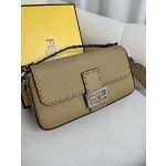 FENDI Baguette series lychee pattern model number: 600