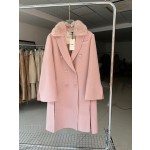 FENDI coat G80 (consult customer service to confirm size before placing an order)