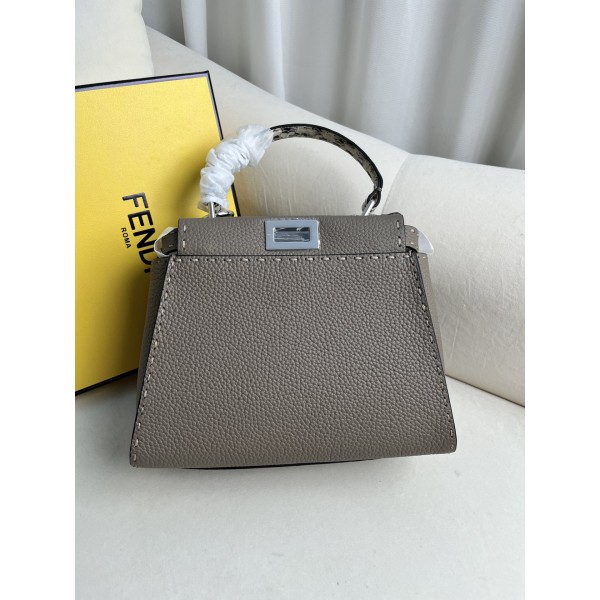 FENDI PEEKABOO Art. No.: 8BN266