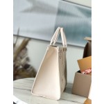 𝐋𝐎𝐔𝐈𝐒𝐕𝐔𝐈𝐓𝐓𝐎𝐍 Duty free version M21575