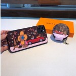 Christmas Amusement Park 🎡 Series Bluetooth earphone bag with keychain