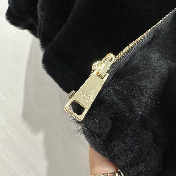 PRADA fur integrated G92 (consult customer service to confirm the size before placing an order for customized products)