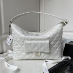 CHANEL 23b New Hippy Hobo AS4339