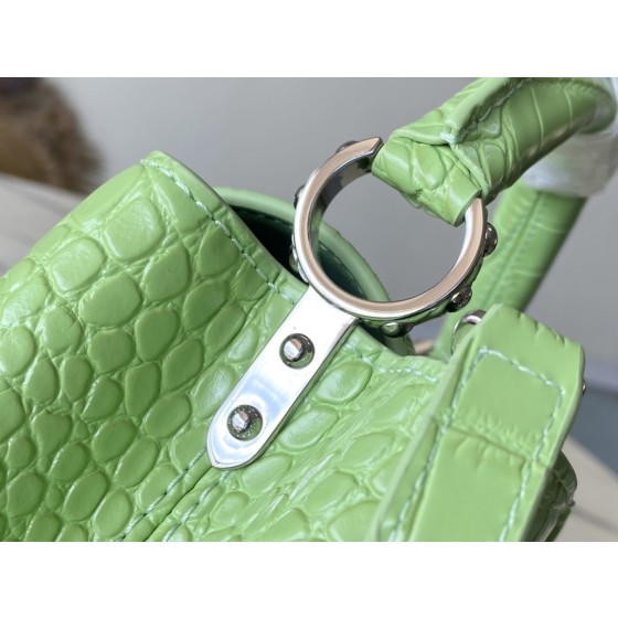 𝐋𝐎𝐔𝐈𝐒𝐕𝐔𝐈𝐓𝐓𝐎𝐍 M48865 green crocodile pattern silver buckle