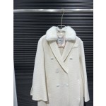 FENDI coat G79 (consult customer service to confirm size before placing an order)