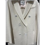 FENDI coat G79 (consult customer service to confirm size before placing an order)