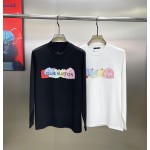 Louis Vuitton classic colors paired with pumpkin shape