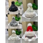 圣诞节 普拉达挂球毛线帽