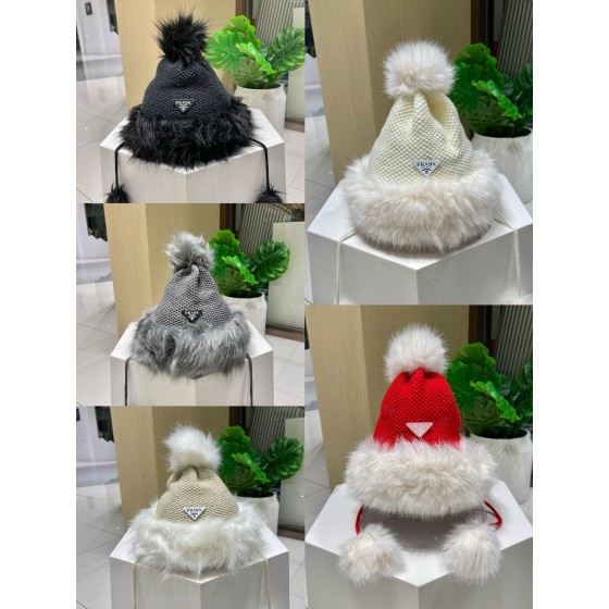 圣诞节 普拉达挂球毛线帽