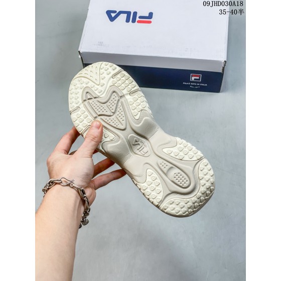 斐乐 女鞋休闲鞋厚底老爹鞋圣诞节配色