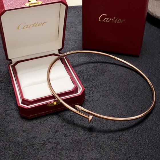 Cartier necklace