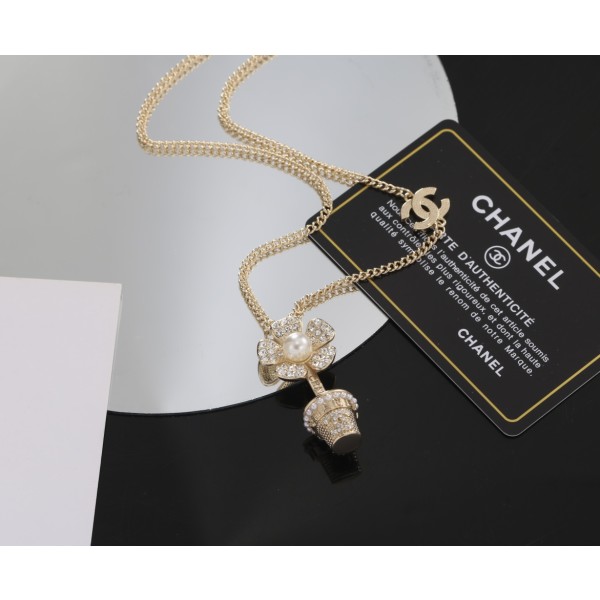 CHANEL Pink Diamond Double C Bracelet