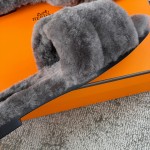 Hermes wool mop