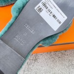 Hermes wool mop